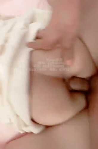 奶裙妹妹和哥哥打炮-第2张图片-萌站