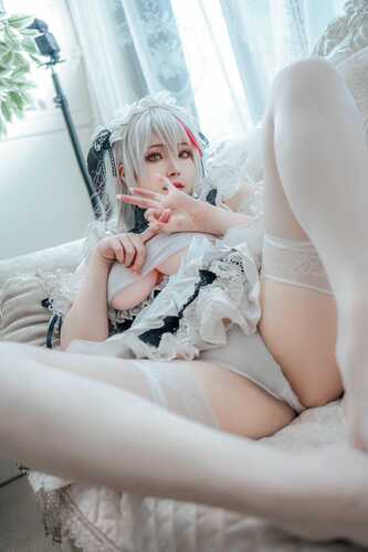 [三次元] Natsuko夏夏子 - 碧蓝航线 埃吉尔 龙女仆-第1张图片-萌站