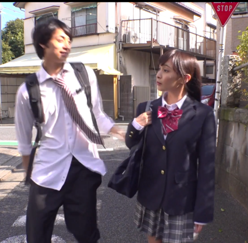 我去救被壮汉抓走的女友失败，被迫看着女友被干，最后自己也被大哥训练成绿帽狗（磁力链接）-第4张图片-萌站