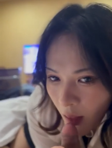 极品美人痣反差婊口交精液拉丝-第2张图片-萌站