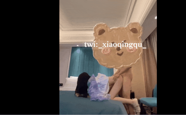 约到小萝莉 直呼顶到了,受不了了 下手也不会轻一点-第1张图片-萌站