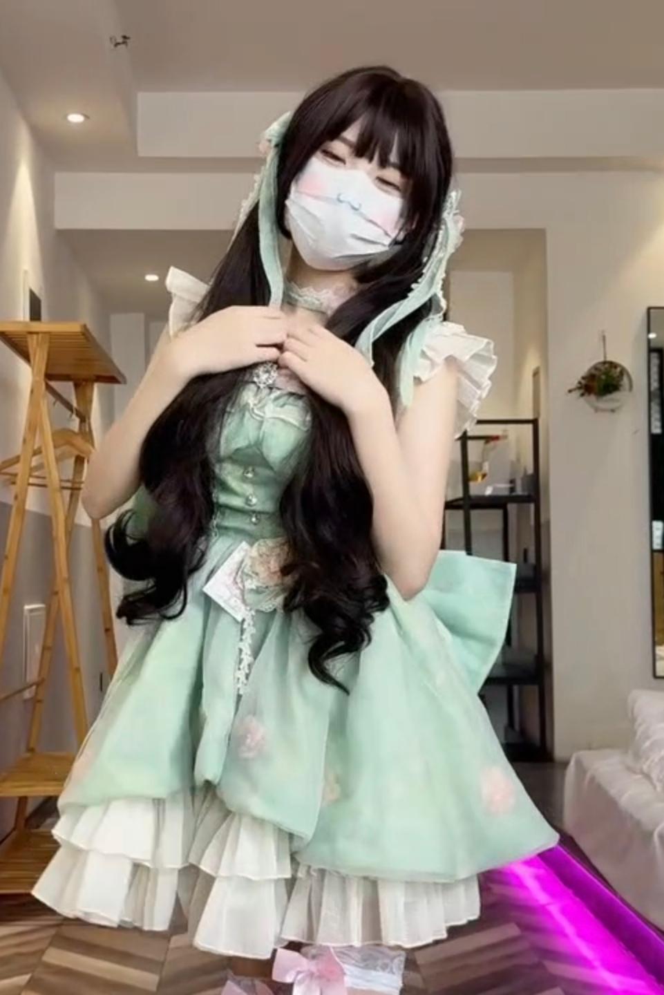 妹妹换新衣服了哥哥没忍住把妹妹操了-第1张图片-萌站