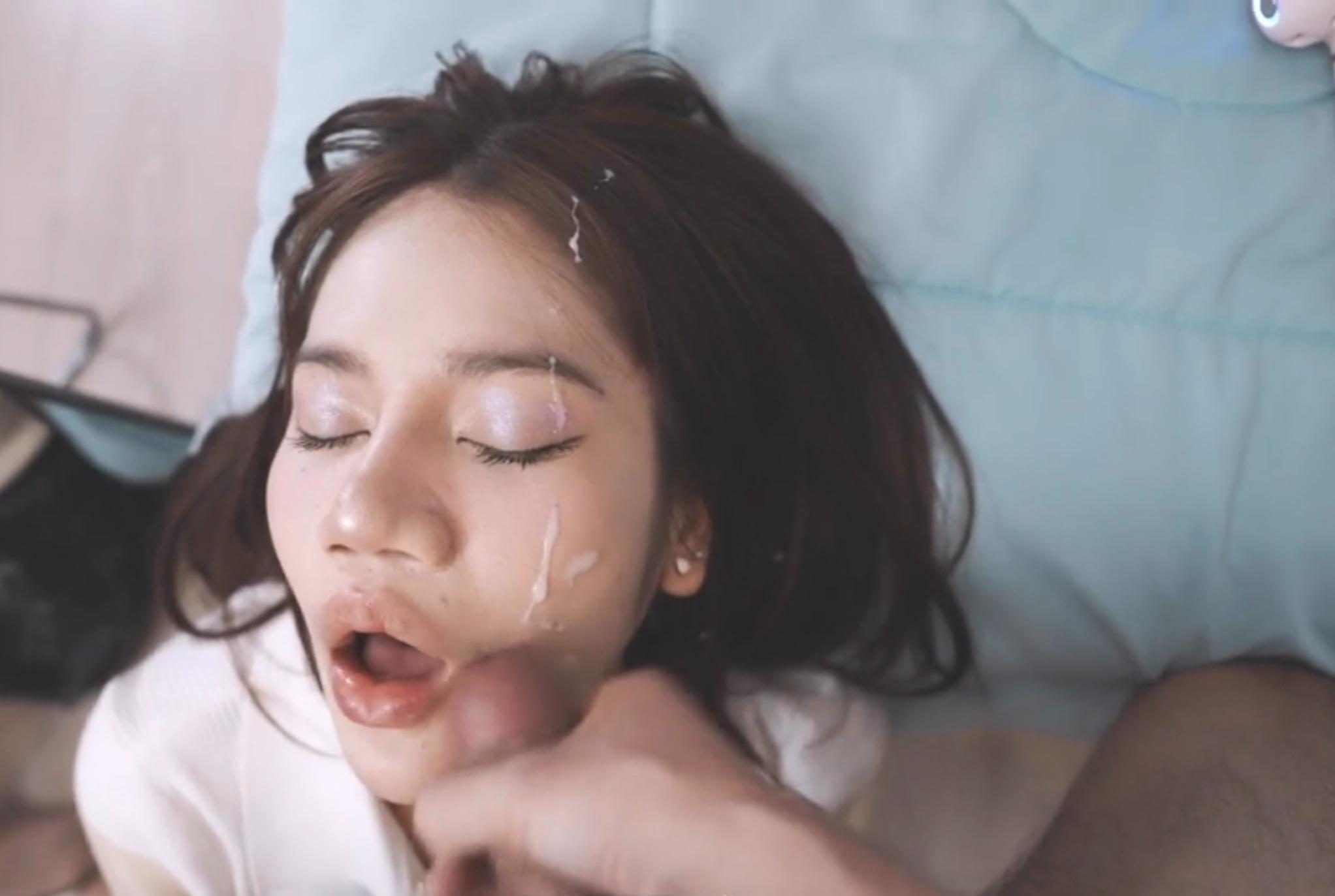 （露脸）教育刚放学就调皮的妹妹-第4张图片-萌站