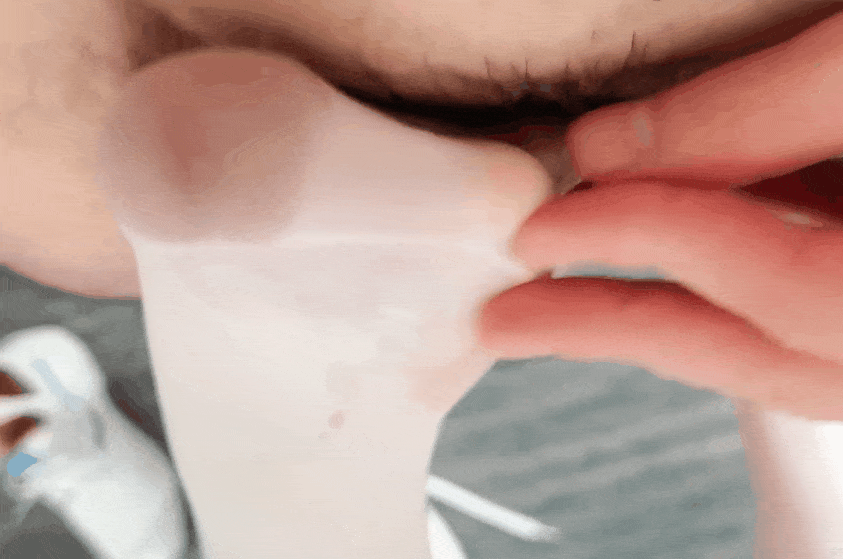 浵卡Tokar 白丝垃圾兔霞泽美游和老师的后入足交大激战-第2张图片-萌站