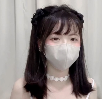 这么可爱的女孩子，送给兄弟们当老婆吧-第1张图片-萌站