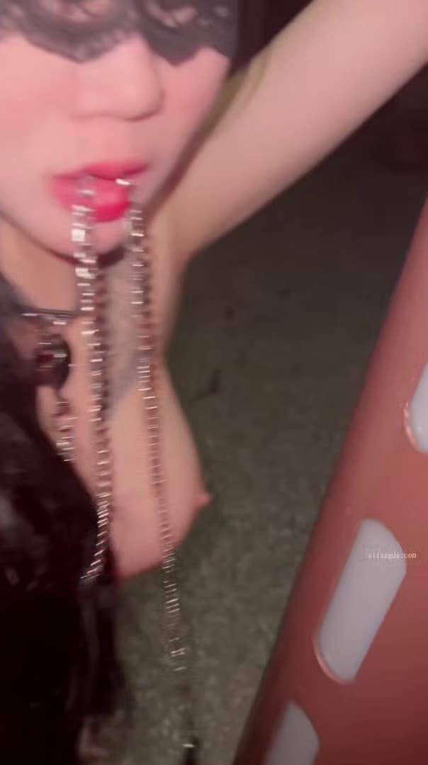 她是年度最骚的第一梯队女主包你满意️mp4-第1张图片-萌站