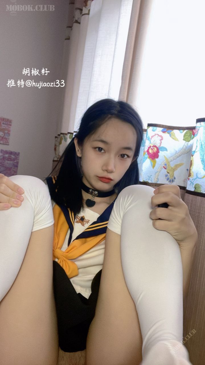 04年反差母狗女大胡椒籽24年7月合集-第7张图片-萌站