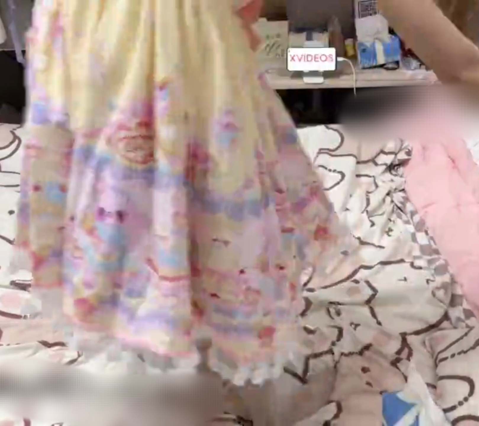 美少女白丝被爆操-第1张图片-萌站