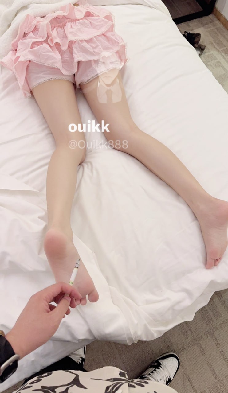 深圳富少爷专操白丝萝莉 年轻貌美体弱肤白 白虎萝莉 合集 （ohikk）大佬合集最新整理-第6张图片-萌站