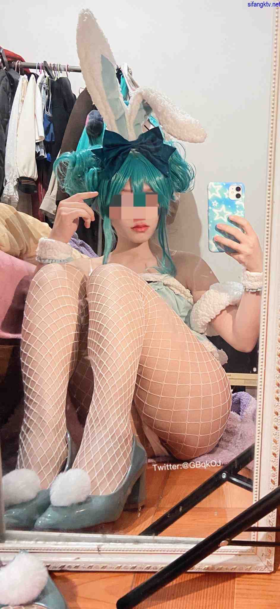 青春无敌 推特人气极品萝莉可甜可盐百变舞姬【嗨酱】高价定制裸舞、怼脸紫薇-第23张图片-萌站