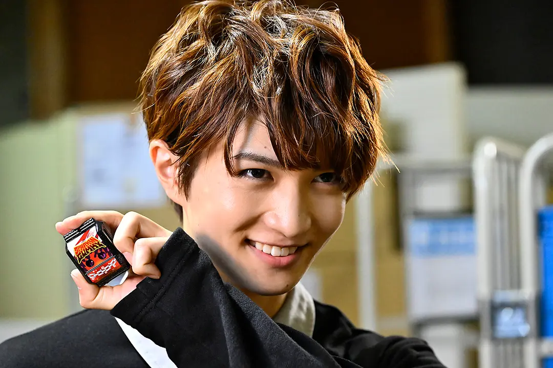 假面骑士加布[22][甜蜜苦涩交织的真相]-第3张图片-萌站