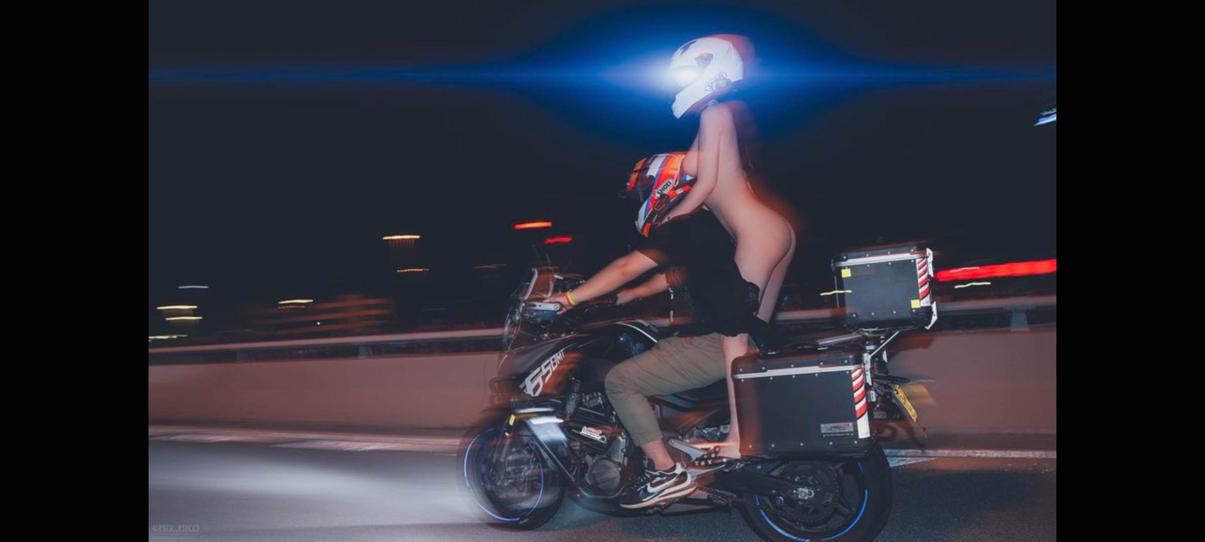 B站微剧情 将那些B站美女up们剪辑成痴女-第3张图片-萌站