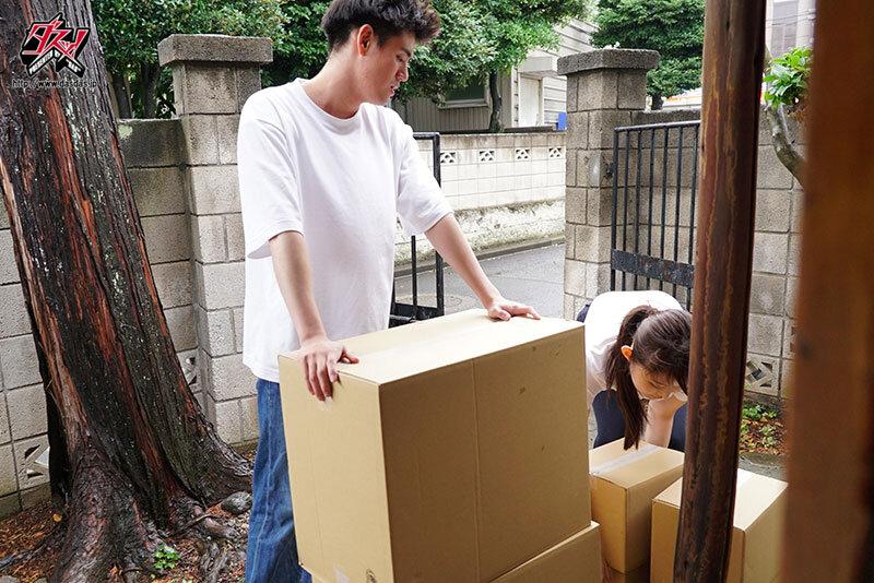 睡眠キメセク。巨チン浮浪者に不法侵入された華奢彼女のキツマン 千川とわ-第1张图片-萌站