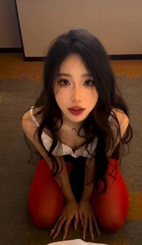 【某某门事件】天津大学校花 emlly 明明是金主爸爸的性奴母狗 还死不承认-第1张图片-萌站