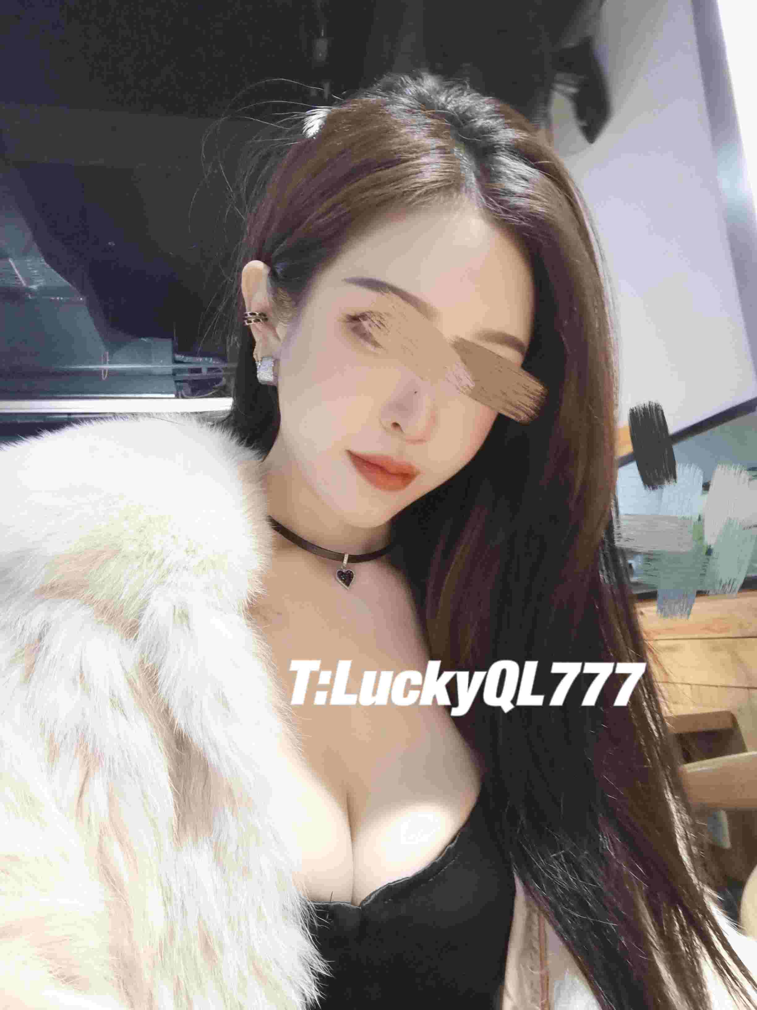 推特母狗LUCKYBABY【nP99V17G】-第1张图片-萌站