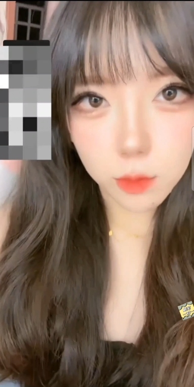 各种裸聊1v1大合集: 高质量大尺度一对一裸聊，很多大美女-第1张图片-萌站