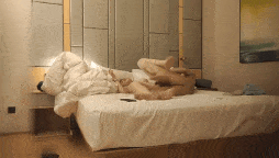 丰乳肥臀妹子口活不错抬起腿来猛-第1张图片-萌站