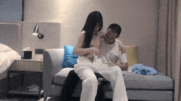 罕见极品学生妹无敌清纯的脸蛋儿-第1张图片-萌站