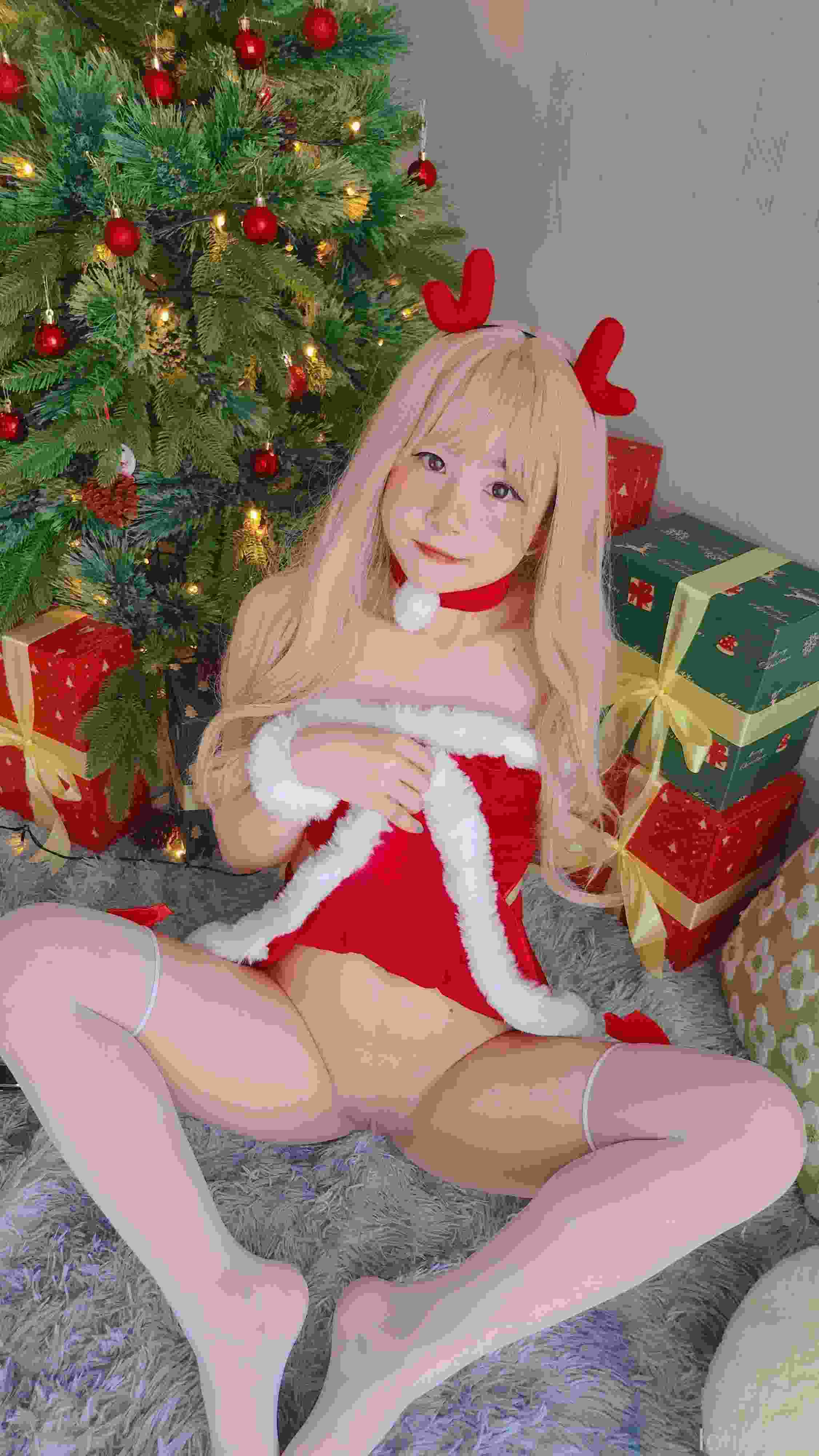 白虎小萝莉福利姬图集整理1 无毛白虎可爱至极 掰开小菊穴开发到底 2500张图-第1张图片-萌站