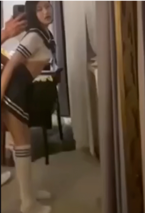 传媒学院极品高颜值美女学妹，1V 160M-第5张图片-萌站