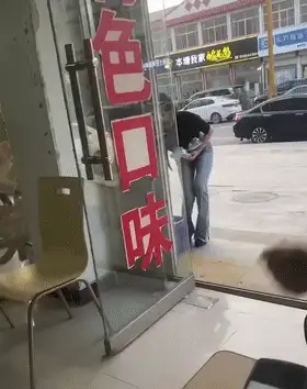 【门事件】山东烟台莱州沙河王木木烧烤店老板娘❤️接受指令裸聊自慰爆发淫水井喷！ [1v+140m]-第3张图片-萌站