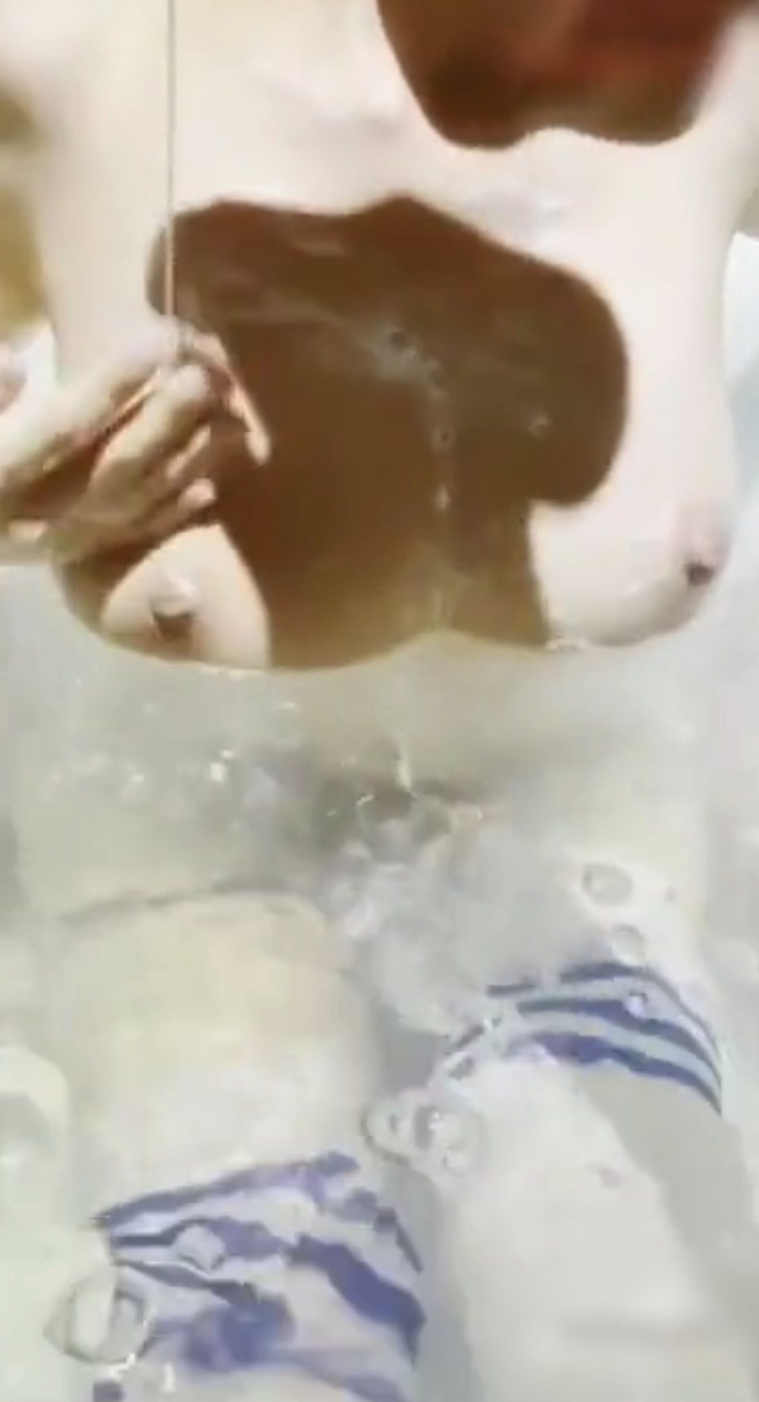 海角真实浴缸中出学生妹-第2张图片-萌站